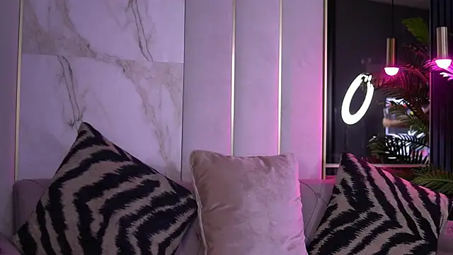 AishaaDevoe online show from 5, 5, 2026