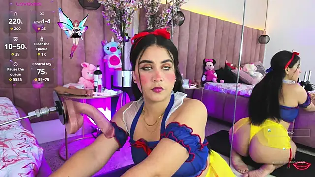 LizzyOlsen online show from 16, 10, 2025