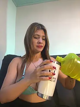 Skarlett 12  online show from 22, 10, 2025