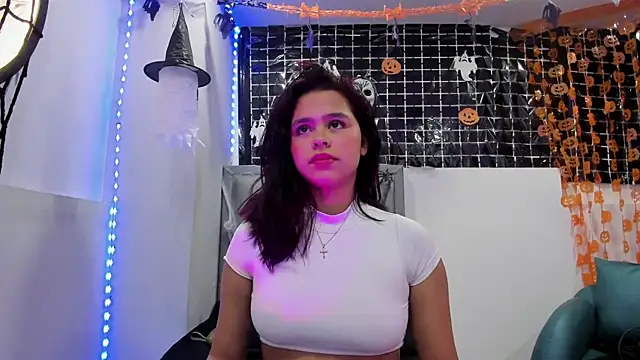 Sofia villareal online show from 17, 10, 2025