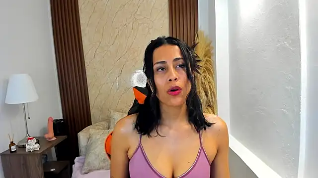 Thais kim online show from 1, 11, 2025