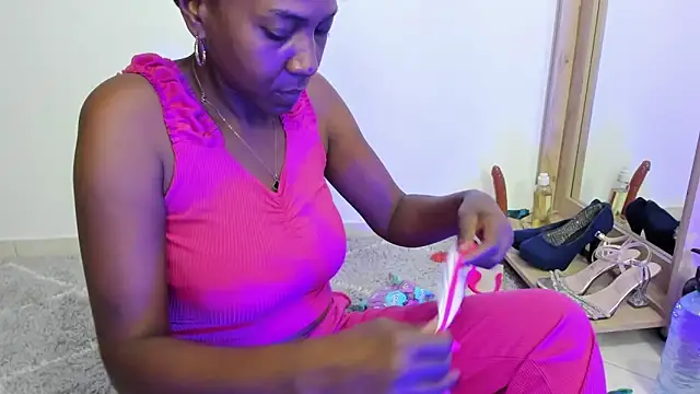 coral15  online show from 26, 10, 2025