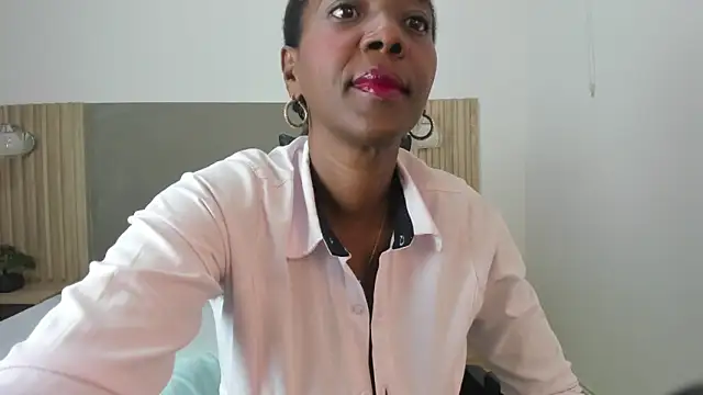 coral15  online show from 13, 11, 2025