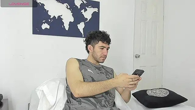 Hot Maiky online show from 23, 9, 2025