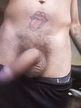 Snapshot of hairy_mannn chatting on 24, 5, 2026 hairy mannn online show from 24, 5, 2026