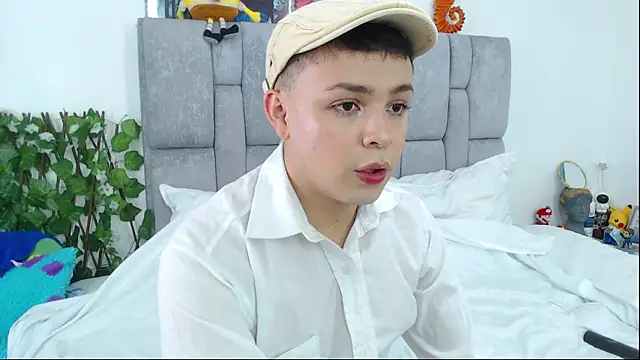 christopher Hot online show from 3, 10, 2025