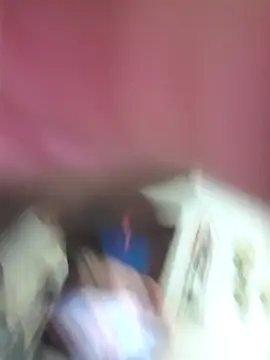 Snapshot of Dedede32 chatting on 13, 11, 2025 Dedede32 online show from 13, 11, 2025