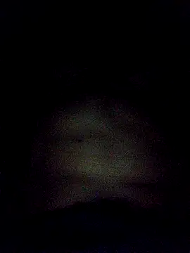 Snapshot of Dedede32 chatting on 19, 11, 2025 Dedede32 online show from 19, 11, 2025