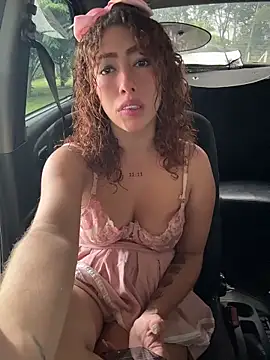 roxyrougee online show from 15, 4, 2026