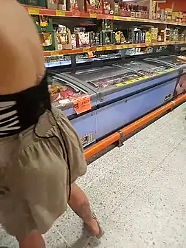 roxyrougee online show from 22, 10, 2025