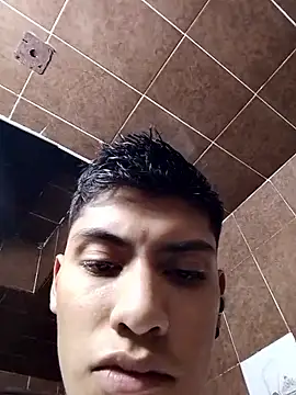 Snapshot of aispuro8505 chatting on 6, 11, 2025 aispuro8505 online show from 6, 11, 2025