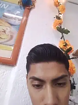 Snapshot of aispuro8505 chatting on 15, 10, 2025 aispuro8505 online show from 15, 10, 2025