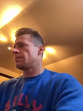 DILFiGuess11 online show from 6, 2, 2026