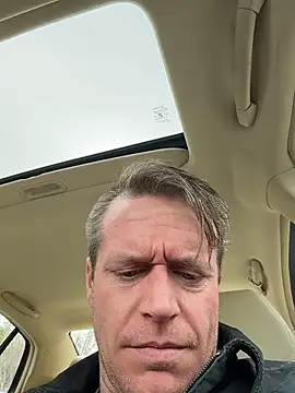 DILFiGuess11 online show from 18, 3, 2026