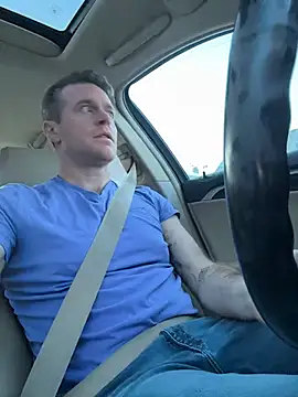 DILFiGuess11 online show from 4, 2, 2026