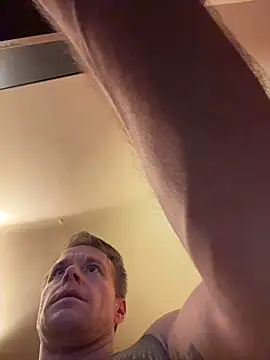 DILFiGuess11 online show from 25, 2, 2026