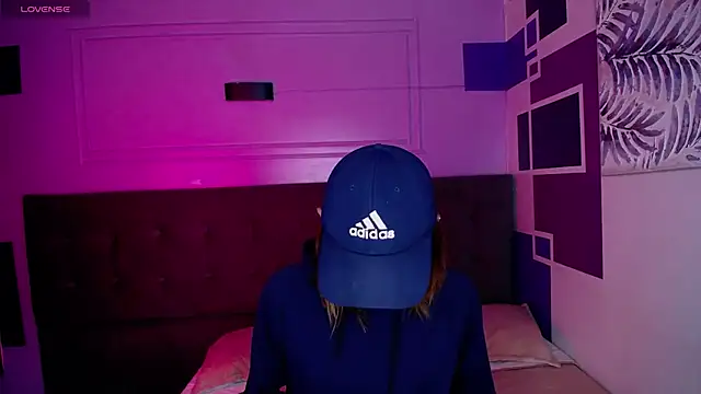 Snapshot of Aaron_Fordd chatting on 25, 10, 2025 Aaron Fordd online show from 25, 10, 2025