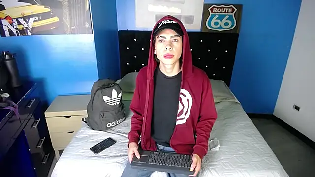 Snapshot of Aaron_Fordd chatting on 17, 10, 2025 Aaron Fordd online show from 17, 10, 2025