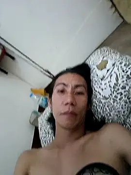 Snapshot of xx9inchesCOCKxx chatting on 5, 11, 2025 xx9inchesCOCKxx online show from 5, 11, 2025