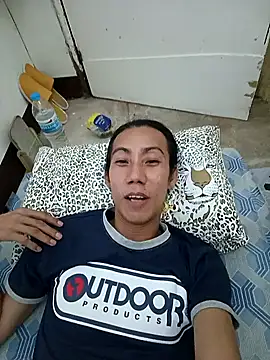 Snapshot of xx9inchesCOCKxx chatting on 4, 11, 2025 xx9inchesCOCKxx online show from 4, 11, 2025