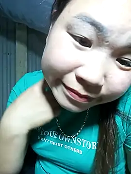 Snapshot of may-squirl chatting on 7, 11, 2025 may-squirl online show from 7, 11, 2025