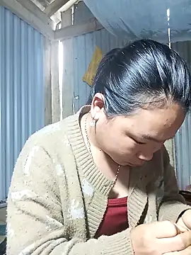 Snapshot of may-squirl chatting on 2, 11, 2025 may-squirl online show from 2, 11, 2025