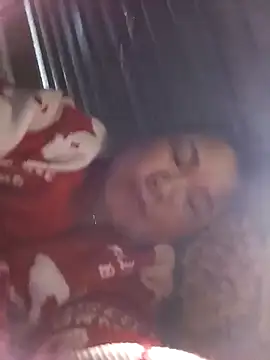 Snapshot of may-squirl chatting on 28, 11, 2025 may-squirl online show from 28, 11, 2025