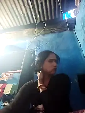 Jooli xx online show from 17, 2, 2026