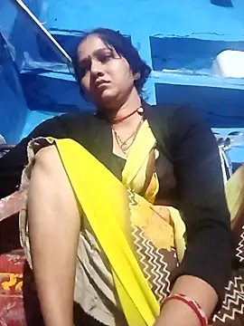 Jooli xx online show from 18, 4, 2026