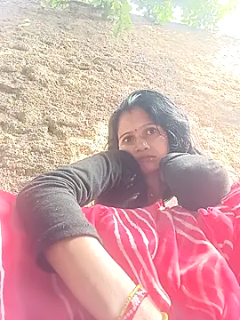 Jooli xx online show from 30, 11, 2025