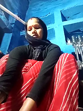 Jooli xx online show from 7, 11, 2025