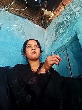 Jooli xx online show from 21, 4, 2026