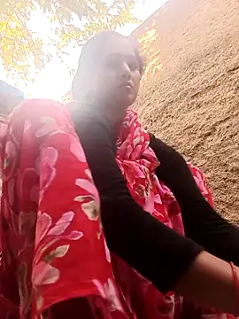 Jooli xx online show from 12, 3, 2026