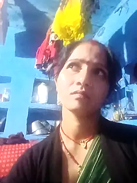 Jooli xx online show from 8, 3, 2026