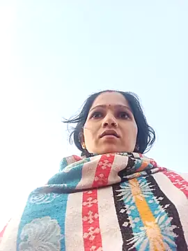 Jooli xx online show from 17, 12, 2025