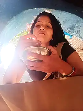 Jooli xx online show from 14, 2, 2026