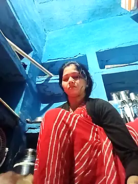 Jooli xx online show from 20, 2, 2026