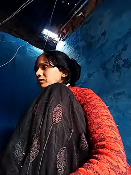 Jooli xx online show from 3, 2, 2026