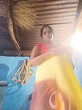 Jooli xx online show from 7, 3, 2026