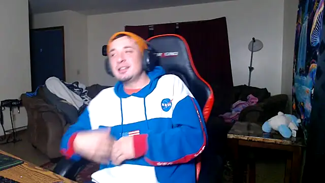 Snapshot of YoBlezz chatting on 16, 4, 2026 YoBlezz online show from 16, 4, 2026