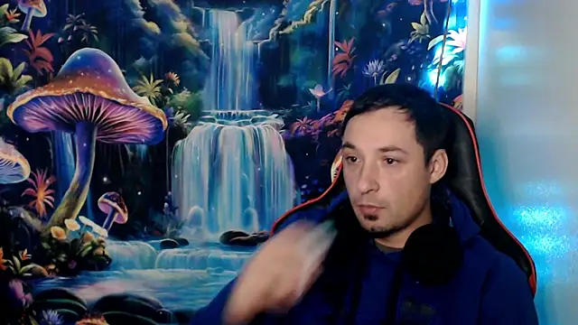 Snapshot of YoBlezz chatting on 17, 12, 2025 YoBlezz online show from 17, 12, 2025