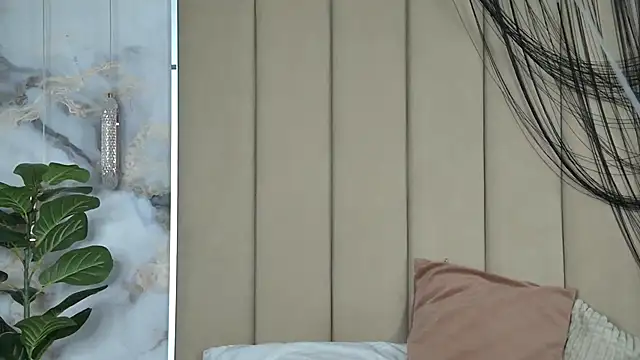 LilithAmory online show from 4, 11, 2025