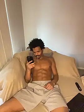 TRILLAHUNG online show from 13, 1, 2026