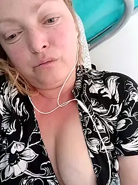 LiluLiluLilu online show from 30, 4, 2026