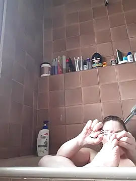 Snapshot of LiluLiluLilu chatting on 16, 10, 2025 LiluLiluLilu online show from 16, 10, 2025