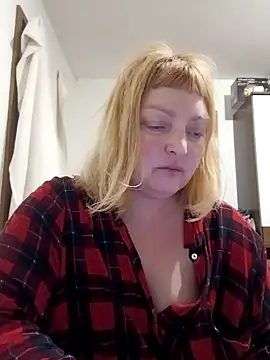 LiluLiluLilu online show from 19, 4, 2026