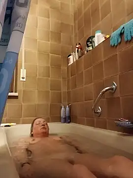 LiluLiluLilu online show from 6, 4, 2026