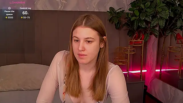 Snapshot of MelanieHenders chatting on 3, 12, 2025 MelanieHenders online show from 3, 12, 2025