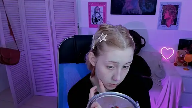 RubyBennett online show from 22, 9, 2025
