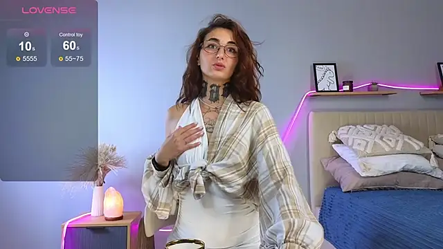 LisaDeVil online show from 11, 9, 2025